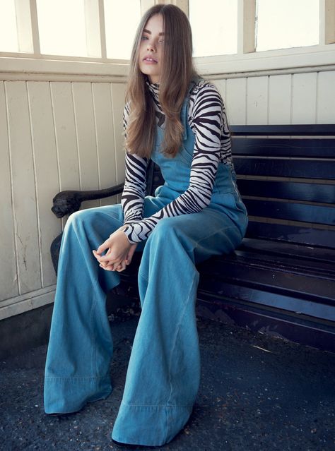 Kristine Froseth, Flare Jeans Style, 70s Women, Bell Pants, Beyond The Sea, 70s Boho, Harper’s Bazaar, Bell Bottom Pants, Harper's Bazaar