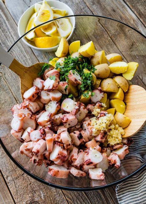 Italian Octopus Salad Recipe with Potatoes (Insalata Di Polpo) Italian Octopus, Octopus Salad Recipe, Recipe With Potatoes, Creamy Potatoes, Octopus Recipes, Octopus Salad, Potato Salad Recipe, Mediterranean Cuisine, Seafood Dinner