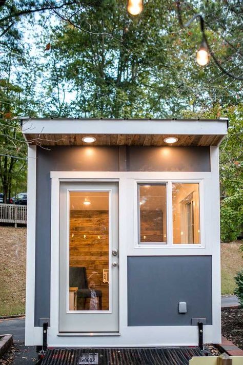 Office Shed Ideas, Modern Home Office Ideas, Backyard Office Shed, Simplified Life, Office Shed, Simple Office, Shed Ideas, Backyard Office, Future Apartment Decor