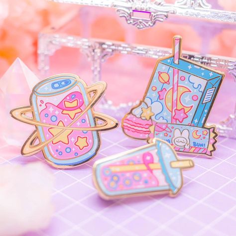 DS Moon Lite, CaTamagotchi and Cosmic Snacks enamel pins are finally back...!! Again..!! :D And just in time for MCM London too! ✨ - - - #artistsoninstagram #art #digitalart #enamelpin #enamelpins #pincommunity #pinkaesthetic #pink #pastel #pastelaesthetic #pastelpink #fanart #originalart #tamagotchi #retro #retrogaming #aestheticart #anime #aesthetic #kawaiiart #kawaiifashion #kawaii #cuteart #cutestuff #nintendods #dslite #y2k #babypink #gamergirl #cats Bubble Tea Shop, Enamel Pin Collection, Cute Snacks, Bag Pins, Bullet Journal Ideas Pages, Hard Enamel Pin, Cute Pins, Bubble Tea, Pastel Rainbow