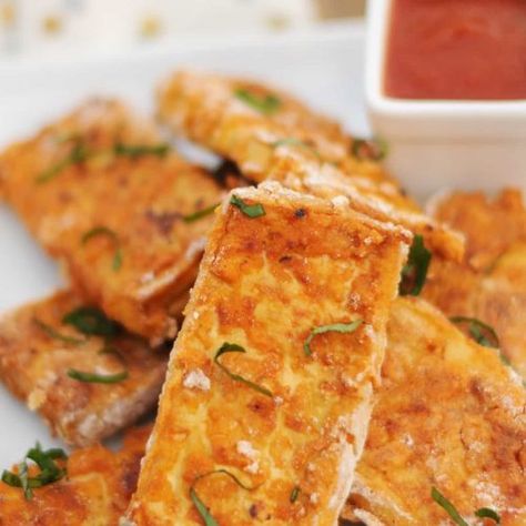 Pizza Tofu Fried Dandelions, Tofu Fried, Tofu Nuggets, Tofu Feta, Nutritional Yeast Recipes, Yeast Recipes, Crispy Pizza, Nutrition Chart, Baked Tofu