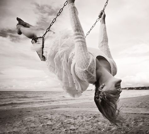 Happy Wife, Black & White, Upside Down, White Photography, Free Spirit, Enjoy Life, Life Is Beautiful, Happy Life, Photo Inspiration