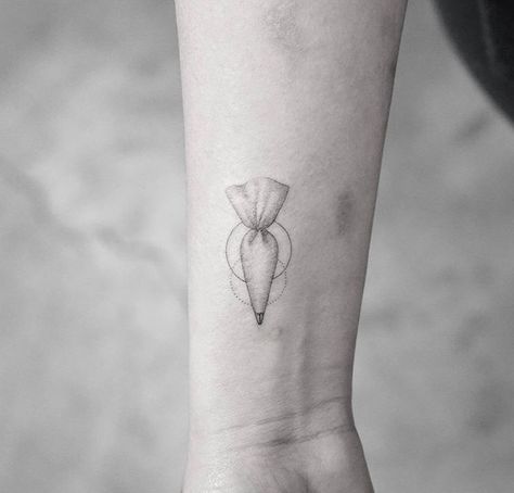 Something about this piping bag tattoo was so cute to me. Tattoo Ideas For Bakers, Bake Tattoos, Baker Tattoo Ideas Small, Pastry Bag Tattoo, Pastry Tattoo Bakers, Bakery Tattoo Pastry Chef, Small Baking Tattoo, Tattoos For Bakers, Bakery Tattoo Ideas