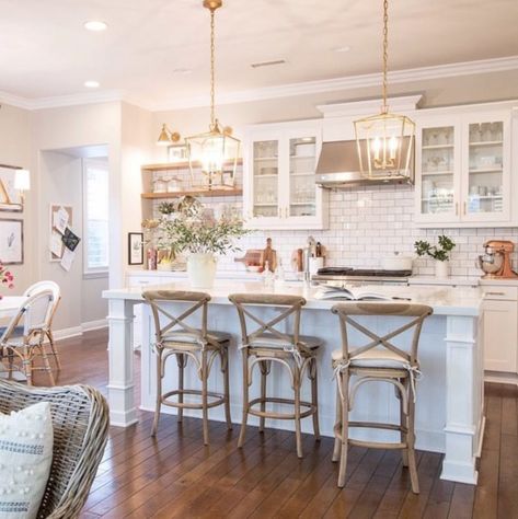 Kitchen island with legs