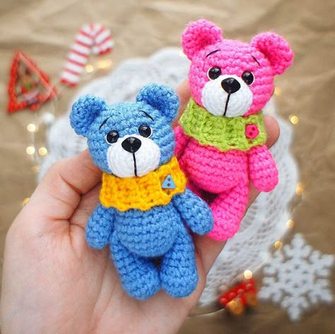 Amigurumi Keychain Crochet Free Pattern - Free Amigurumi Crochet Keyring Free Pattern, Crochet Keychain Ideas, Keyring Crochet, Crochet Keychains, Amigurumi Keychain, Keychain Ideas, Keychain Crochet, Crochet Teddy Bear Pattern, Crochet Fruit