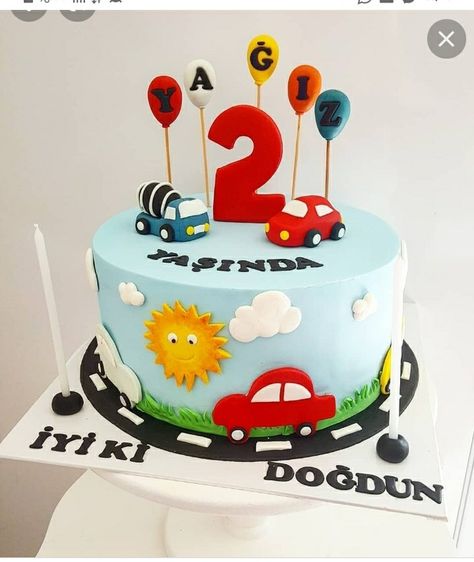 Cars Cake Design, Old Birthday Cake, Cars Theme Cake, Two Year Old Birthday, Cake Designs For Kids, Boys 1st Birthday Cake, Baby Boy Birthday Cake, Pasta Cake, Cars Birthday Cake