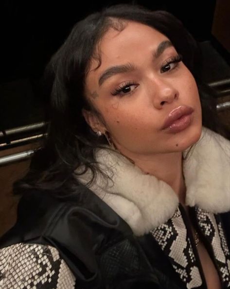 Indialove Aesthetic, India Love Westbrooks, India Westbrooks, Video Call With Boyfriend Screen Photo, Half Sleeve Tattoos For Guys, India Love, The Baddest, Bare Face, Baddie Outfits Casual