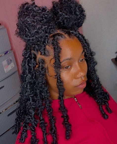 Short Fox Locs Hairstyles, Braid Butterfly Locs, How To Braid, Girl Heaven, Short Box Braids Hairstyles, Weave Ponytail Hairstyles, Weave Ponytail, Butterfly Locs, Loc Extensions