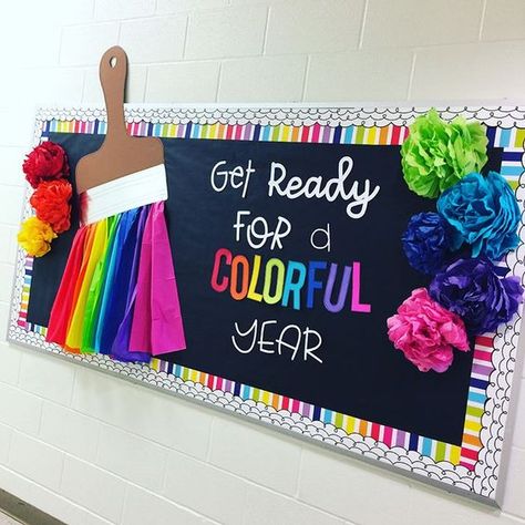 25 Back to School Bulletin Board ideas - Hike n Dip Primary Color Bulletin Board, Colorful Year Bulletin Board, Colorful Bulletin Board Ideas, Color Classroom Theme, Colorful Classroom Theme, Elementary School Bulletin Boards, School Bulletin Board Ideas, Valentine Bulletin Boards, School Doodle