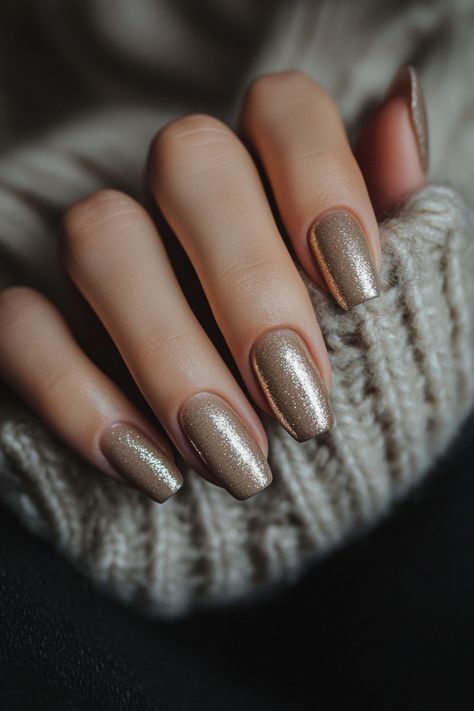 16 Beautiful Fall Wedding Nails For Guests Nails Beige, Fall Wedding Nails, Copper Nails, Beautiful Fall Wedding, Color Street, Holiday Nails, Wedding Nails, Winter Nails, Fall Wedding