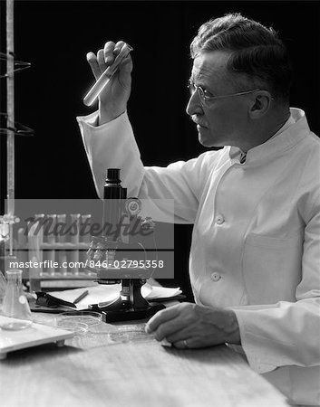 Old fashioned science lab black and white Stock Photos - Page 1 ... Scientist Lab, Radium Girls, Lab Black, Laboratory Technician, Lab Technician, 1920 Fashion, Black And White Photos, Tattoo Project, Science Lab