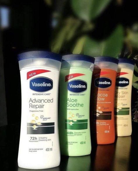 Vaseline For Face, Lotion Vaseline, Vaseline Body Lotion, Vaseline Lotion, Skincare Stuff, Vaseline Jelly, Body Lotion Cream, Care Aesthetic, Crazy Makeup