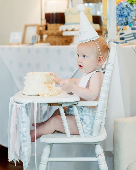 Elevate your first birthday celebration with our modern heirlooms designed for your little one. ✨Luxury materials 🪡Quality construction 🤍Personalized details When you hold a Namesake item in your hands, we believe you will see and feel the quality difference, and we’re so proud for our bespoke products to be part of your family story. Smash Cake High Chair, 1st Birthday High Chair, Birthday Chair, Vintage High Chairs, First Birthday Smash Cake, Birthday High Chair, Birthday Smash Cake, Baby Chair, Drop Off