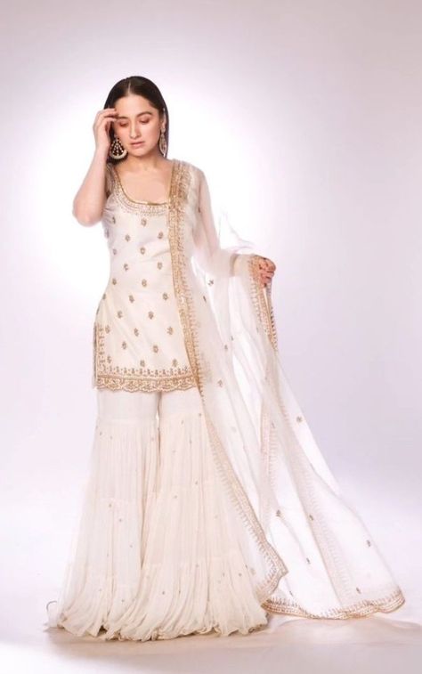 Shadi Guest Outfit, Wedding Dresses Guest Indian, Wedding Outfits For Guest Indian, Wedding Guest Dress Desi, Dress From Scratch Ideas Indian, Dresses For Engagement Party Indian, White Sharara Suit Pakistani, Outfit For Engagement Party Guest, Grara Dress Indian Weddings