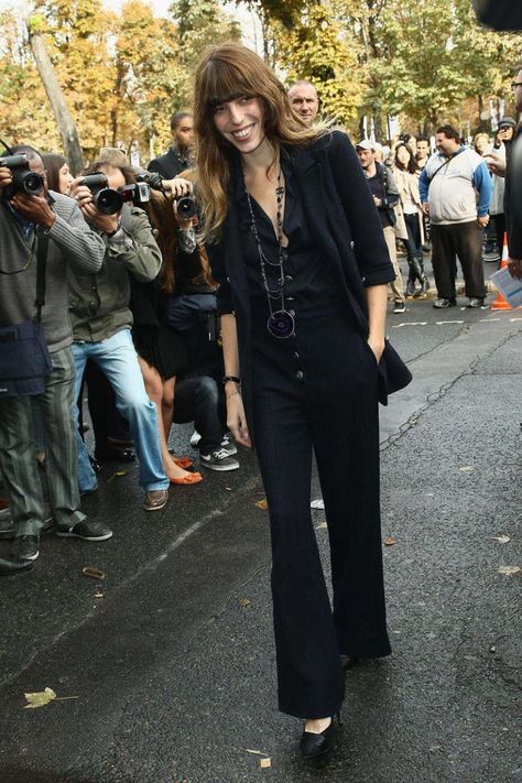 Lou Doillon Style, Dress Like A Parisian, Lou Doillon, Katharine Hepburn, French Girls, Street Style Paris, French Women, Paris Street Style, Paris Street