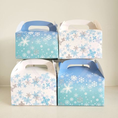 12x Frozen Snowflake Party Favour Box Assorted Treat Box Gift - Etsy Australia Frozen Tea Party, Snowflake Party, Frozen Snowflake, Frozen Theme, Gable Boxes, Party Favor Boxes, Treat Box, Birthday Party Decoration, Party Favours