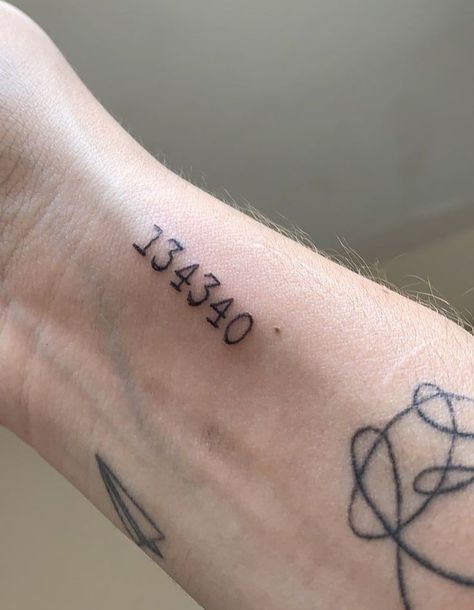 Tattoo Bts, Man Tattoos, Bts Tattoo, Tattoo Placement Ideas, Minimalistic Tattoo, Army Tattoos, Tattoo Minimalist, Discreet Tattoos, Dainty Tattoos