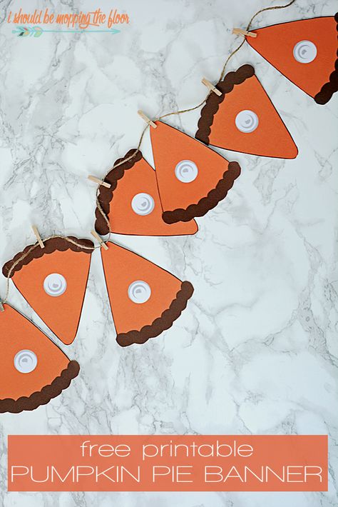 Free Printable Pumpkin Pie Banner | Instant download this freebie to make a pumpkin pie banner as long as you like! Super cute for fall decor. Pie Banner, Mopping The Floor, Free Fall Printables, Modern Fall Decor, Free Printable Banner, Thanksgiving Banner, Free Banner, Fall Printables, Fall Items