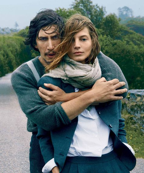 Adam Driver Anne Leibovitz, Annie Leibovitz Photography, Hug From Behind, Viviane Sassen, Daria Werbowy, Kylo Ren Adam Driver, Der Gentleman, Annie Leibovitz, Vogue Us