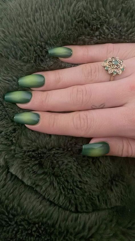 Green Nails With French Tip, Almond Acrylic Nails Green, Whimsigothic Nails, Dark Green Ombre Nails, Green Chrome Halloween Nails, Elphaba Nails, Emerald Green Aura Nails, Aura Nails Green, Green Aura Nails Almond