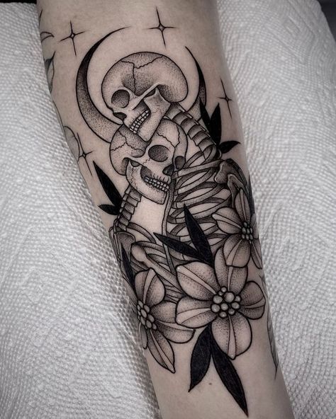 Eternal Lovers Tattoo, Skeleton Embrace Tattoo, Skeleton Lover Tattoo, Skeleton Lovers Tattoo Design, The Lovers Tarot Tattoo Design, Skeleton In Love Tattoo, Skeleton Wedding Tattoo, Skeleton Lovers Tattoo Beautiful, Lost Lover Tattoo