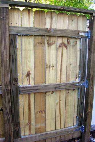 Building A Wooden Gate, Fences Alternative, Building A Gate, Wooden Fence Gate, Wood Gates, Fence Gates, Wooden Gate, Fence Doors, Cheap Fence