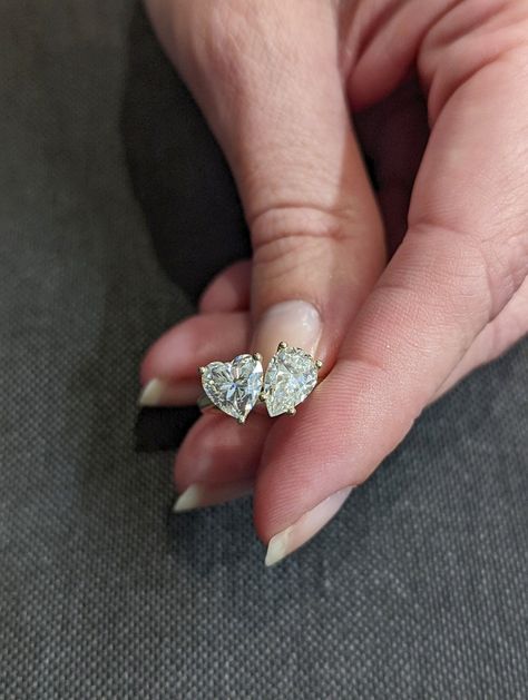 1.5 Carat Double Stone Engagement Ring Pear Cut and Heart Cut - Etsy Hong Kong Double Stone Engagement Ring, Wedding Rings Sets His, Heart Cut Engagement Ring, Double Stone Ring, Wedding Rings Sets His And Hers, Engagement Ring Pear Cut, Stone Ring Design, Black Zirconium Ring, Manifesting Board