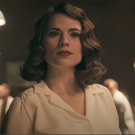 Agent Carter Hair, Captain America Peggy, Agent Carter Cosplay, Marvel Phase 1, 1940s Aesthetic, Captain America The First Avenger, The First Avenger, First Avenger, Marvel Phases