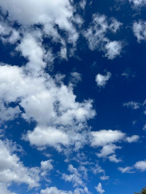 A photo of an amazing blue sky with pretty white clouds <3 Cloud Photography, Sky Images, Cloud Photos, Clouds Photography, Cool Minecraft, White Clouds, City View, Remote Work, Wallpaper Backgrounds