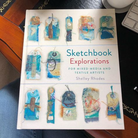 Michelle Logan on Instagram: “Omg look what just arrived.....how did I exist without this book???? It is awesome! So full of inspiration! Thanks for the recommendation…” Shelley Rhodes, Textile Art Techniques, Textiles Sketchbook, Mixed Media Techniques, Artist Sketchbook, Found Objects, Mixed Media Artists, Textile Artists, Artist Books