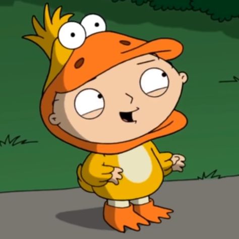 Stewie Griffin from Family Guy Halloween matching pfp Stew Family Guy, Family Guy Laptop Wallpaper, Stewie Griffin Aesthetic, Stewie Griffin Pfp, Stewie Griffin Wallpapers Hd, Family Guy Aesthetic, Iconic Cartoon Pfp, Stewie Griffin Wallpapers, Family Guy Stewie Icon