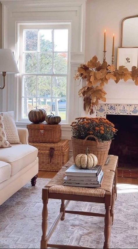 Cozy Cottage Fall Decor, Nancy Meyers Fall Decor, Fall Decor Cottage, Fall Decor Subtle, Old Money Fall Decor, Nancy Meyers Fall Aesthetic, Grandmillenial Fall Decor, Grand Millennial Fall Decor, Fall Decor 2024