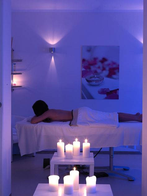 Spa Asethic, Luxury Spa Aesthetic, Spa Day Aesthetic, Spa Esthetic, Spa Vibes, Spa Massage Room, Massage Room Design, Spa Aesthetic, Massage Room Decor