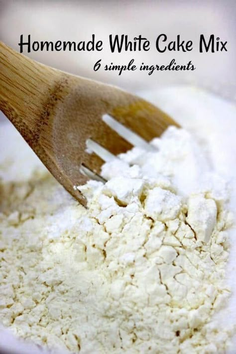 Diy White Cake, Homemade White Cake, Cake Mix Recipes Homemade, Homemade White Cakes, Homemade Cake Mixes, Restless Chipotle, Homemade Dry Mixes, White Cake Recipe, Gateaux Cake