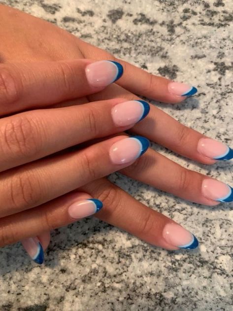 There's a new beauty trend taking over Instagram and it's absolutely stunning. Say hello to "quartz nails". French Tips Acrylic Colorful, Blue Gel French Tip Nails, Preppy Nail Ideas French Tip, French Tip With 2 Colors, Blue Nails With Blue French Tip, Acrylics Nails French Tip, Gel Nails Ideas Short Preppy, Blue Nails Ideas French Tip, French Tip 2 Colors