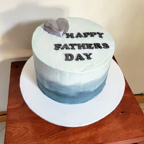 Blue-gray ombre Father's day cake | Fathers day cake, Cake, Cake decorating Cake Fathers Day, Happy Fathers Day Cake, Father's Day Cake, Easy Dessert Recipes Christmas, Buttercream Flower, Buttercream Flower Cake, Fathers Day Cake, Simple Cake Designs, Cake Decorating Ideas