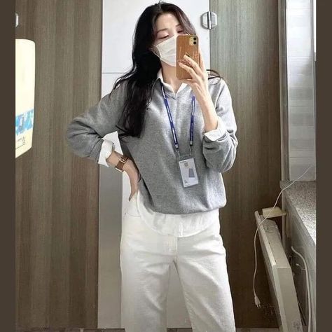 Korean Business Casual For Women, Working Outfit Korean, Work Korean Outfit, Korean Style Work Outfit, Korean Casual Work Outfit, Korean Outfits Work, Korean Work Outfit Business Casual, Work Outfits Women Korean, Korean Business Casual Outfits