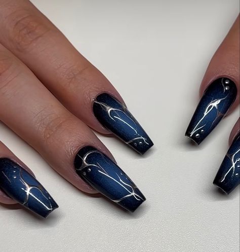 Trendy Blue Nails, Black And Blue Nails, Blue Prom Nails, Blue And Silver Nails, Concert Nails, Blue Gel Nails, Dark Blue Nails, Top Makeup, Airbrush Nails