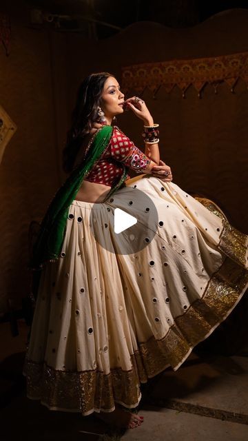 Chaniya Choli Designs Weddings, Navratri Ideas, Mirror Lehenga, Navratri 2024, Lengha Blouse, Lengha Blouse Designs, Garba Outfit, Chaniya Choli Designs, Orange Mirror