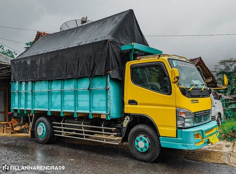 Truk Besar, Indonesia, Trucks