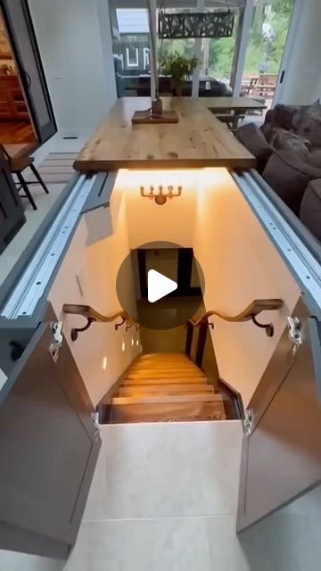 R͏E͏E͏L͏S͏ W͏O͏N͏D͏E͏R͏F͏U͏L͏ on Instagram: "#reelswonderful - #hiddenroom 😳 🎥 via TikTok/æǒ888œ Your thoughts?" Kitchen House Design, Smart Bedroom, Crazy Houses, Kitchen Technology, Barndominium Ideas Exterior, Hidden Rooms, Secret Door, Secret Rooms, Home Tech