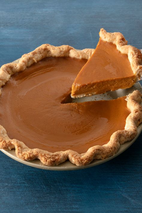 Squash Pie Recipes, Butternut Squash Pie, Squash Pie, Potato Pie Recipe, Easy Butternut Squash, Sweet Potato Pies Recipes, Pumpkin Pie Recipe, America's Test Kitchen Recipes, Caramelized Sugar