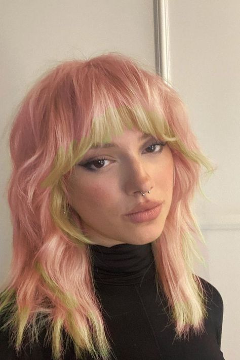 Pink Shag Haircut, Gen Z Hairstyles Short, Colorful Wolfcut, Pixie With Extensions, Mia Maples Short Hair, Light Pink Hair With Bangs, Quadrant Hair Color, Pink Hair Blonde Money Piece, Color Block Hair Pink