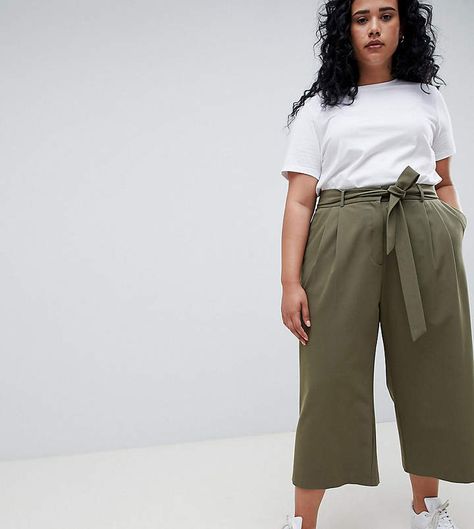 ASOS Curve ASOS DESIGN Curve the culotte with tie waist (Plus Size) Plus Size Culottes, Plus Size Minimalist Wardrobe, How To Wear Culottes, Culottes Outfit, Minimalist Wardrobe Capsule, Dress Over Pants, Plus Size Vintage Dresses, Wife Style, Minimalist Capsule Wardrobe