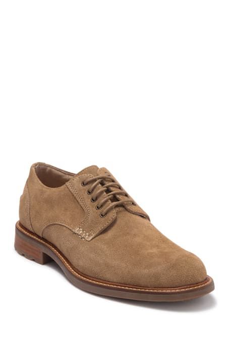 Sperrys Men, Men's Dress Shoes, Gentleman Shoes, Stylish Men Casual, Khaki Pants Men, Mens Fashion Rugged, Best Shoes For Men, Running Clothes, Gentleman Style