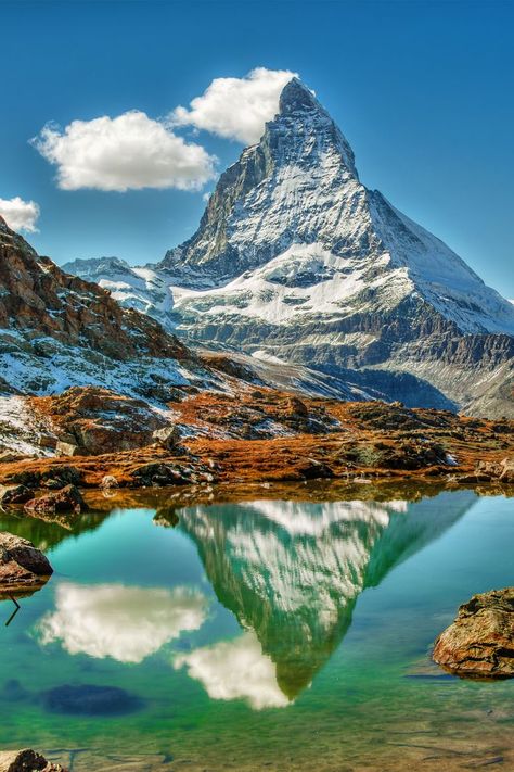 Top 10 Hotels In Zermatt With Views Of Matterhorn Matterhorn Switzerland, Mountain Landscape Photography, Beauty Light, Pretty Sunset, Mountain Photography, Beautiful Locations Nature, Beach Beautiful, Zermatt, Sunset Sunrise