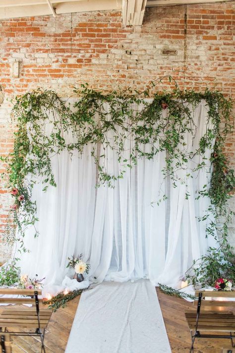 White Drapes Wedding, Wedding Ceremony Backdrop Indoor, Ceremony Backdrop Indoor, Draping Wedding, Simple Beach Wedding, Indoor Wedding Ceremonies, White Drapes, Wedding Altars, Wedding Ceremony Backdrop