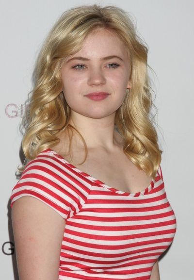 Sierra Mccormick, Best Jeans For Women, Beautiful Dresses Short, Famous Girls, Photography Poses Women, Plus Size Beauty, Hollywood Celebrities, Beautiful Smile Women