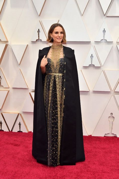 Natalie Portman Oscar 2020 Natalie Portman Oscar, Oscars 2020 Red Carpet, Vestidos Oscar, Oscars 2020, Dior Gown, Oscars Red Carpet, Female Directors, Luke Perry, Renee Zellweger