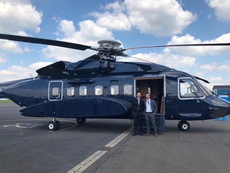 Jack & Brendan on the ground with an incredible Sikorsky S-92 heading over to Wycombe Air Park . . . . #avgeek #helicopter #aviation #luxurytravel #bizav #Sikorsky Sikorsky S-92, Helicopters Private, Privet Plane, Helicopter Price, Helicopter Private, Private Helicopter, Helicopter Cockpit, Private Jet Plane, Private Jet Interior